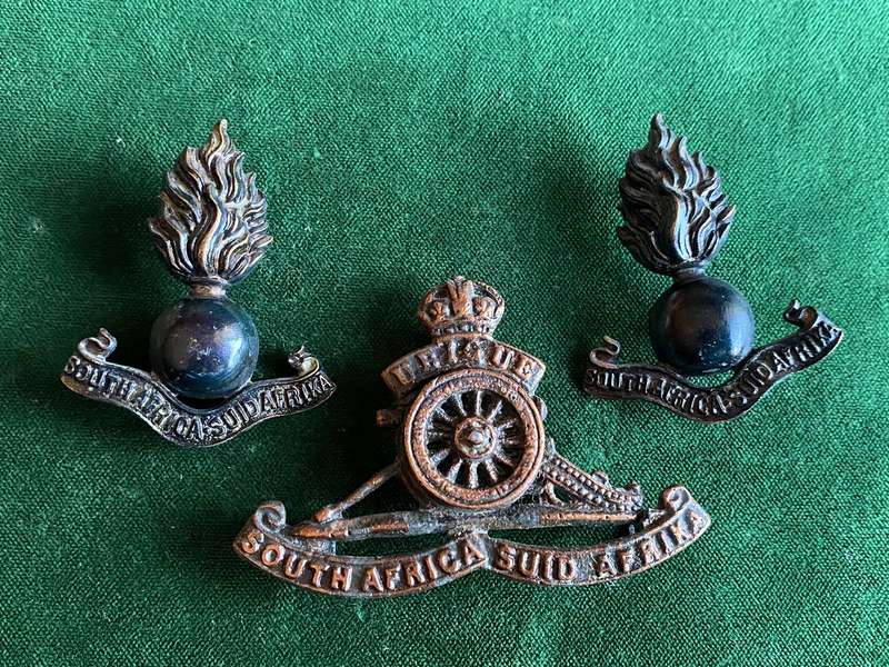 SA ARTILLERY CAP AND COLLARS WW2 STRIKING-SLIDER + LUGS COMPLETE