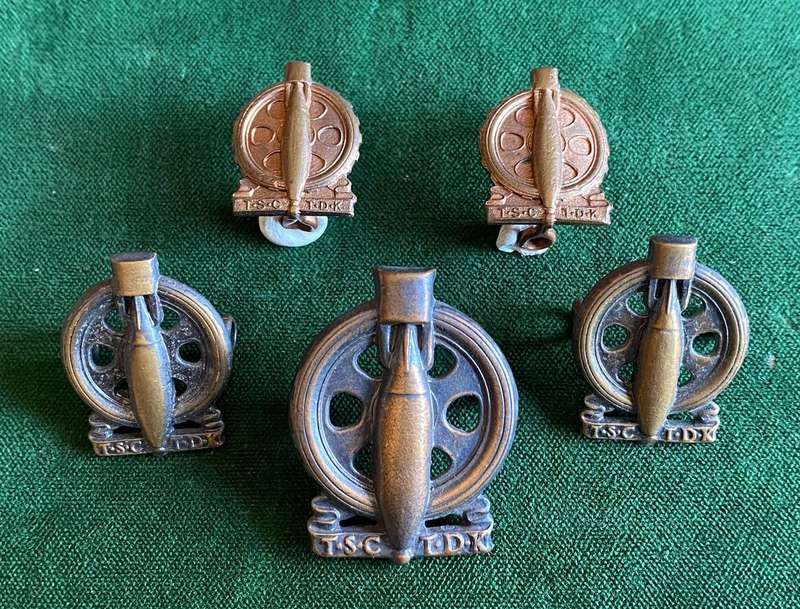 TECHNICAL SERVICE CORPS,BRONZE CAP,COLLARS AND MESS DRESS COLLARS-WORN 1942-1945- LUGS INTACT