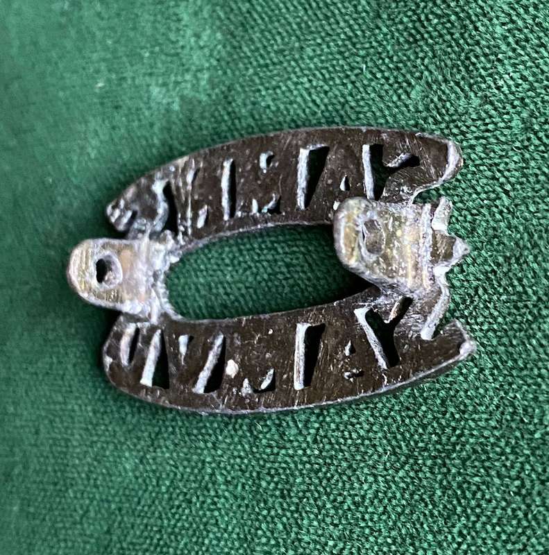 SA MILITARY NURSING SERVICE TITLE-WHITE METAL-2 LUGS-WORN WW2