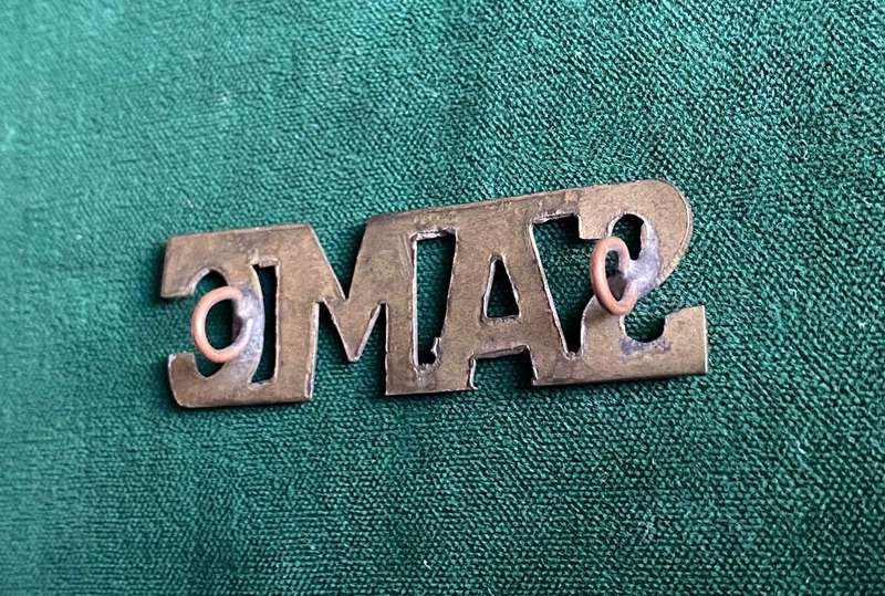 SA MEDICAL CORPS SHEET METAL TITLE WW1-2 LUGS