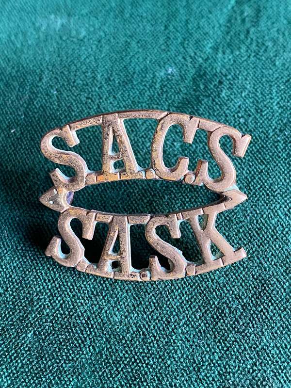 SA CORPS OF SIGNAL TITLE-VARIANT-WORN WW2- 2 LUGS