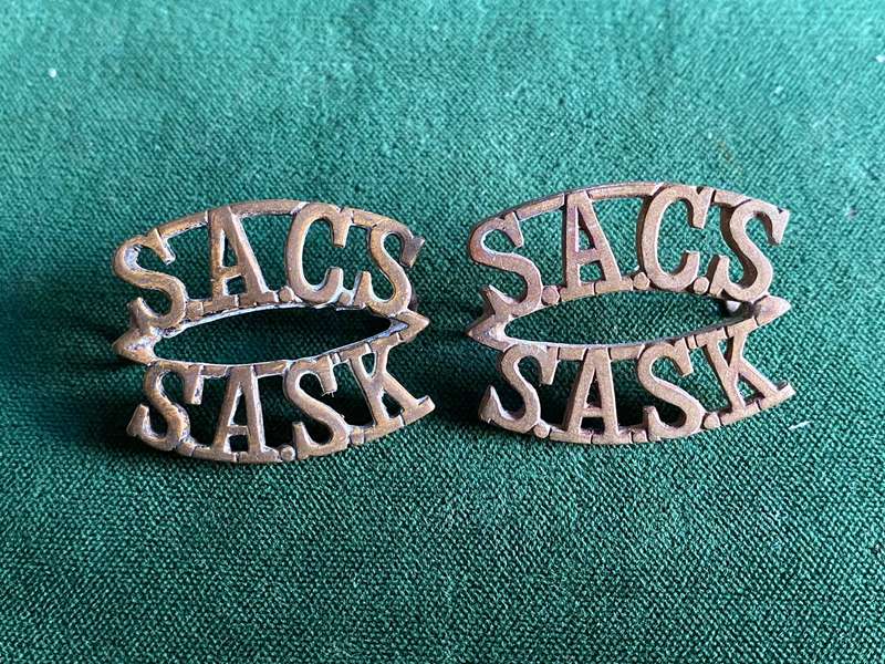 SA CORPS OF SIGNALS TITLE PAIR-WORN WW2-LUGS INTACT