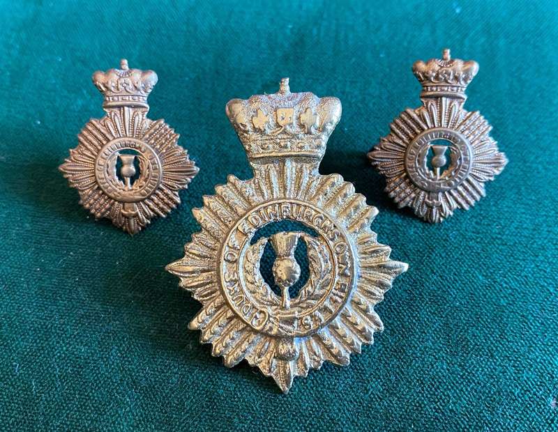 DUKE OF EDINBURGH'S OWN RIFLES BRASS CAP AND COLLARS-WORN 1922-1963-LUGS INTACT