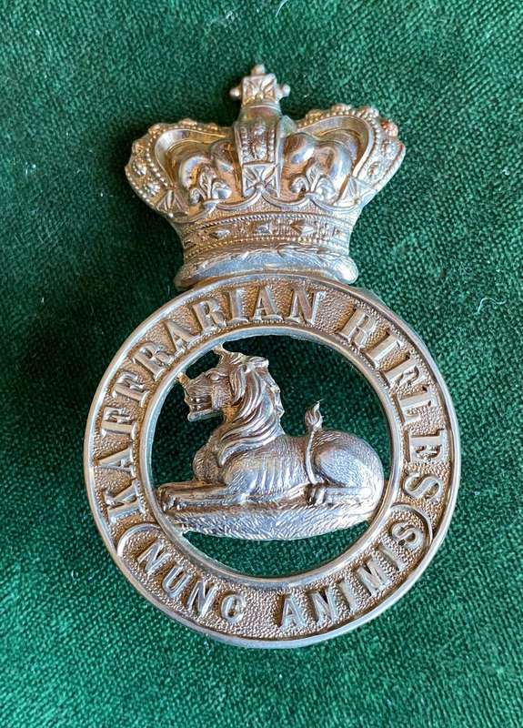 KAFFRARIAN RIFLES WHITE METAL CAP BADGE-WORN PRE 1902 (BOER WAR)2 LUGS-ORIGINAL-MEASURES 61X38 MM