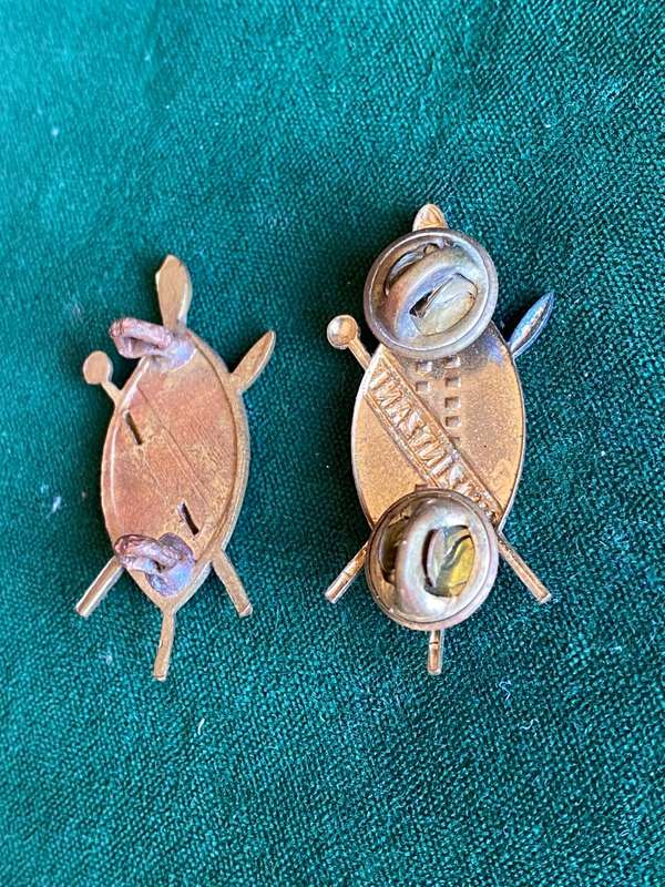 PRINCE ALFREDS GUARD BI/METAL COLLAR BADGE PAIR-WORN POST 1902-LUGS + PINS INTACT