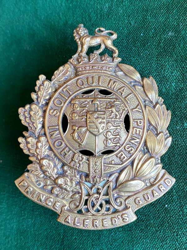 PRINCE ALFRED'S GUARD BRASS HELMET BADGE-WORN 1914-1939- 2 LUGS-MEASURES 63X50 MM