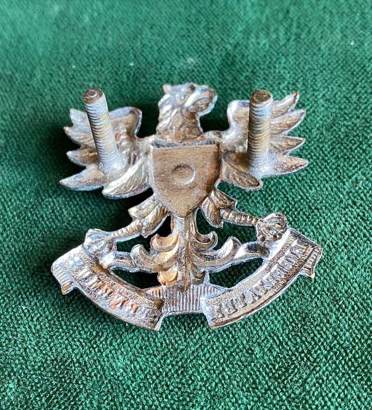 REGIMENT NORTH NATAL CHROME CAP BADGE-WORN POST 1976- 2 LUGS
