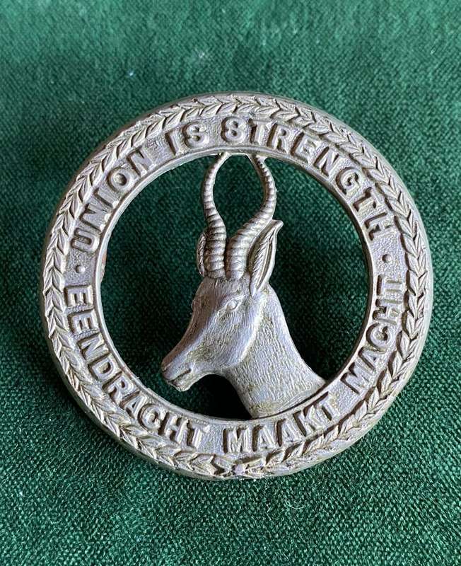 SA SCHOOL CADETS CAP BADGE-WORN 1916-1926- 2 LUGS