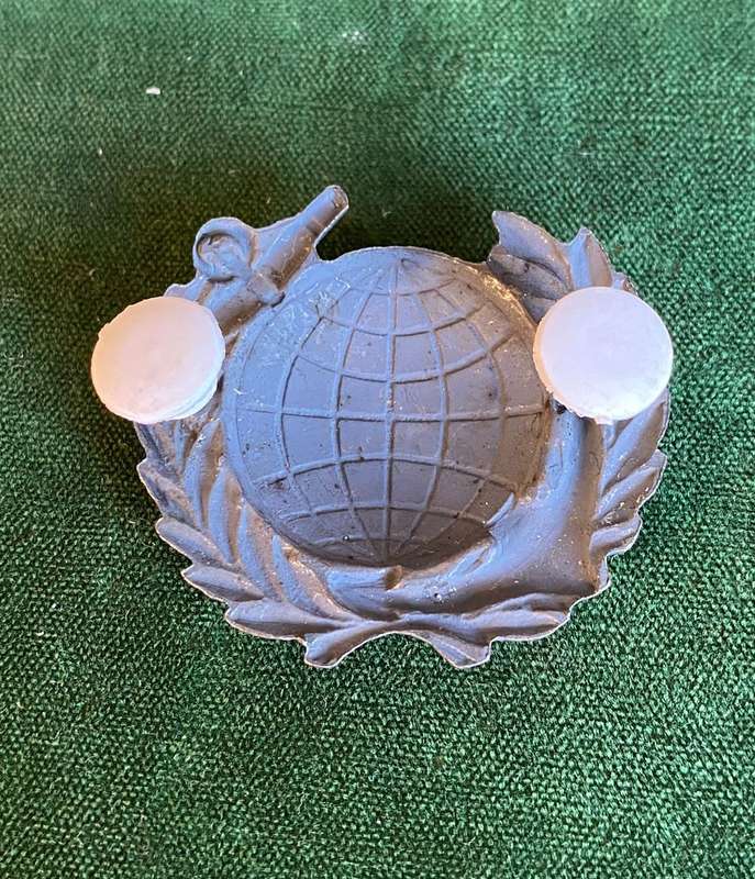 SA NAVY MARINE,GREY METAL BREAST BADGE- 2 PINS