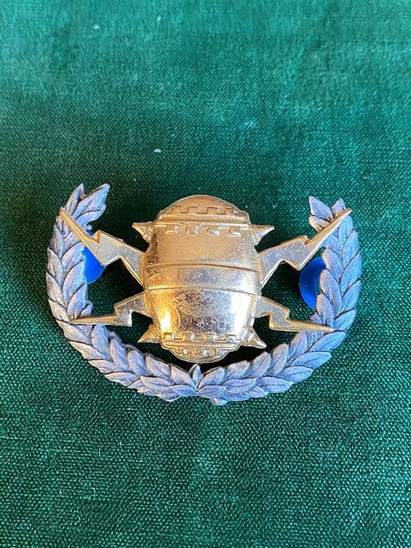 SA NAVY MINE COUNTER MEASURE BI/METAL(GREY METAL WREATH) BREAST BADGE- 2 PINS