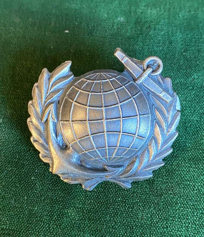SA NAVY MARINE,GREY METAL BREAST BADGE- 2 PINS