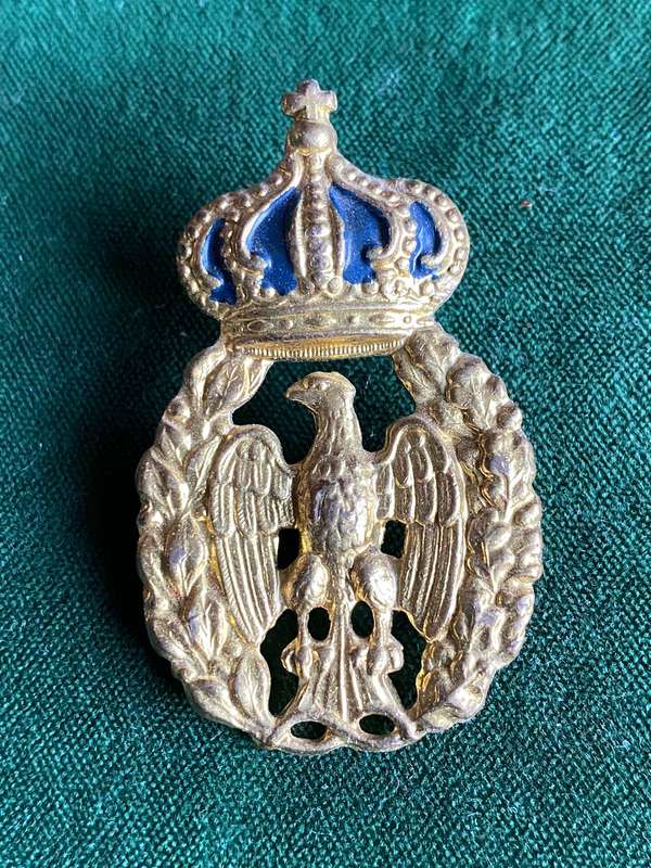 ITALIAN WW2 AIR FORCE CAP BADGE- 1X LUG