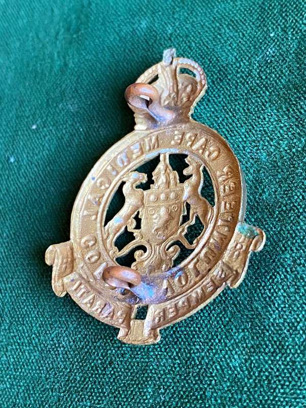 VOLUNTEER CAPE MEDICAL CORPS-GILDING METAL CAP BADGE-WORN BY VOLUNTEER SECTION 1903-1913- 2 LUGS-MEA