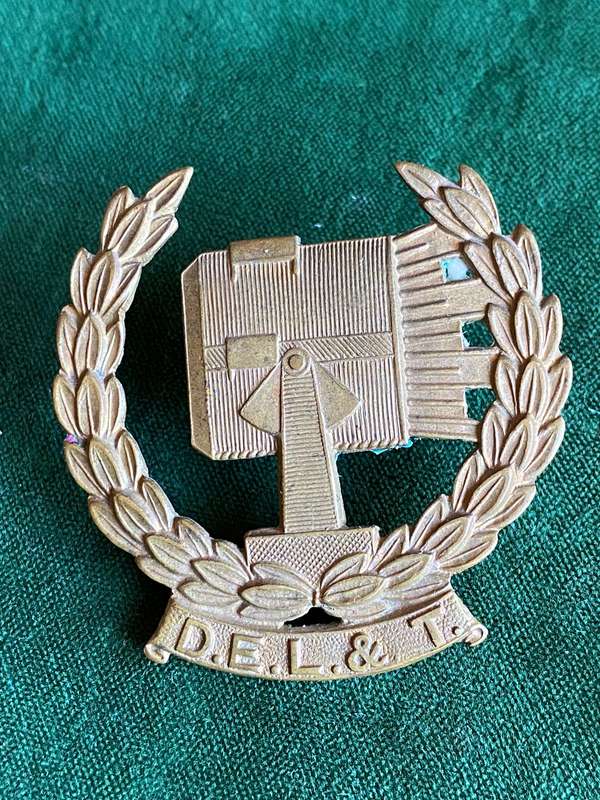 DEFENCE ELECTRIC LIGHTS AND TELEPHONES ARM BADGE-WORN BY CAPE FORTRESS ENGINEERS AROUND 1922-2 LUGS