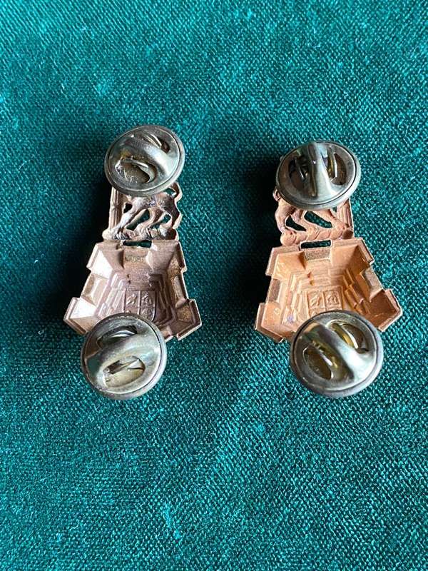 SOUTH AFRICA STAFF CORPS GILT COLLAR BADGES-WORN FROM 1960-PINS INTACT