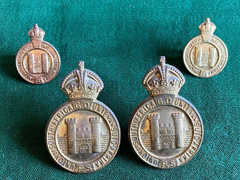 UNION OF SOUTH AFRICA PRISONS SERVICES COLLAR PAIR AND MESS DRESS COLLARS-BRASS LUGS INTACT