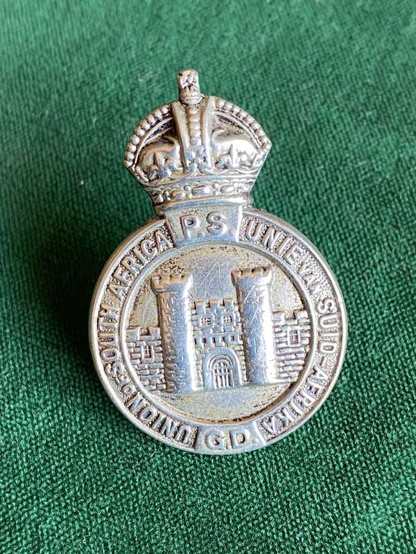 UNION OF SOUTH AFRICA PRISONS SERVICES COLLAR BADGE-DIFFERENT TYPE OF CROWN-WHITE METAL - 2 LUGS