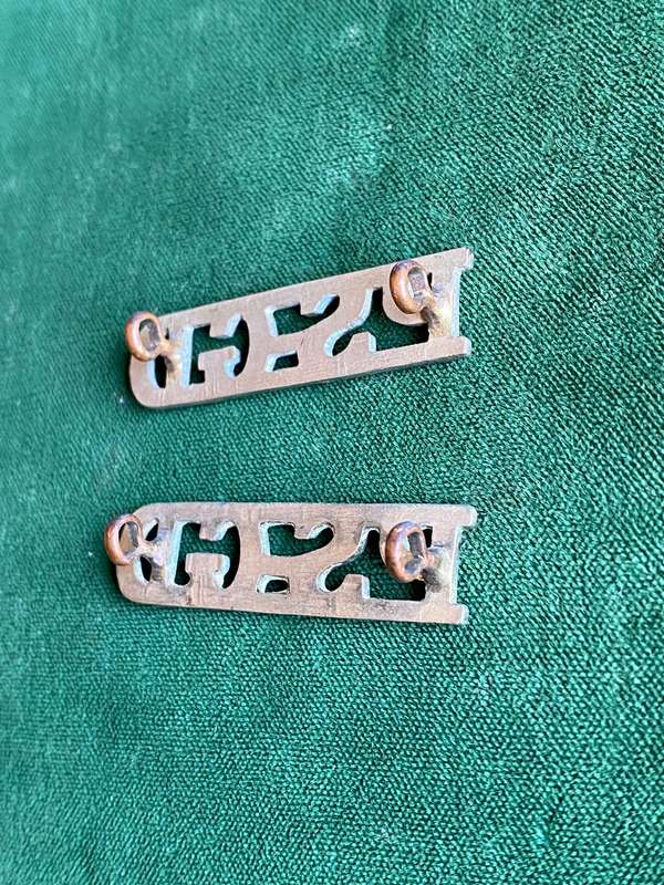 UNION OF SOUTH AFRICA PRISONS WHITE METAL TITLE PAIR-LUGS INTACT-EARLY PATTERN