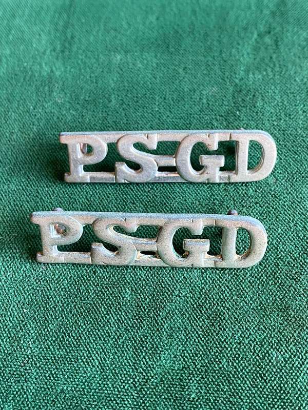 UNION OF SOUTH AFRICA PRISONS WHITE METAL TITLE PAIR-LUGS INTACT-EARLY PATTERN