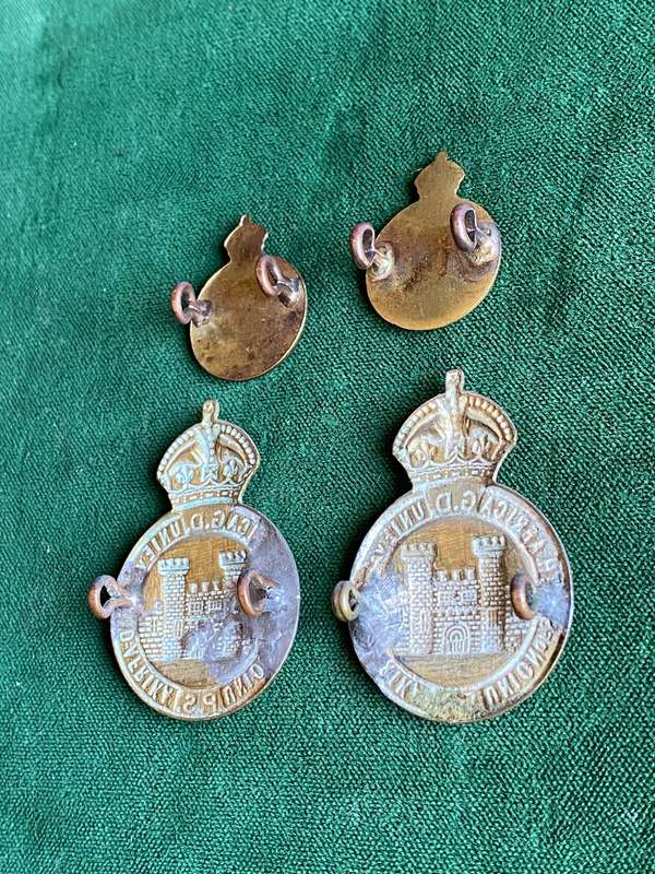 UNION OF SOUTH AFRICA PRISONS SERVICES COLLAR PAIR AND MESS DRESS COLLARS-BRASS LUGS INTACT