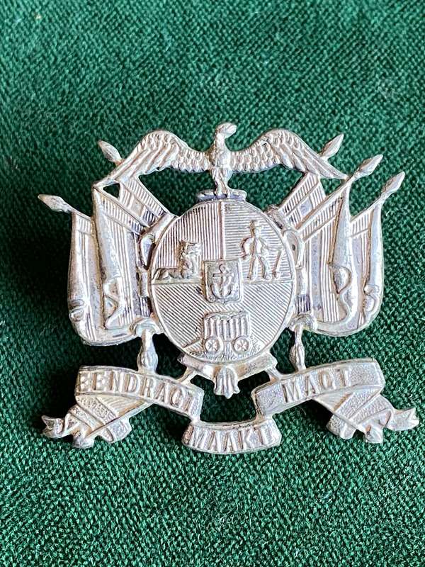 TRANSVAAL REPUBLIC,WHITE METAL CAP BADGE-BADGES OF THE STAATS ARTILLERIE BOER WAR-WORN 1874-1901-2 L