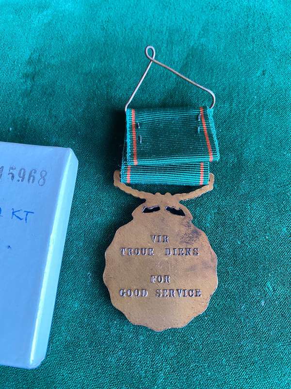 GOOD SERVICE MEDAL-BRONZE COMMANDO-1975-86/10 YEARS COMES WITH ORIGINAL PRESENTATION BOX-SWA CAMPAIG