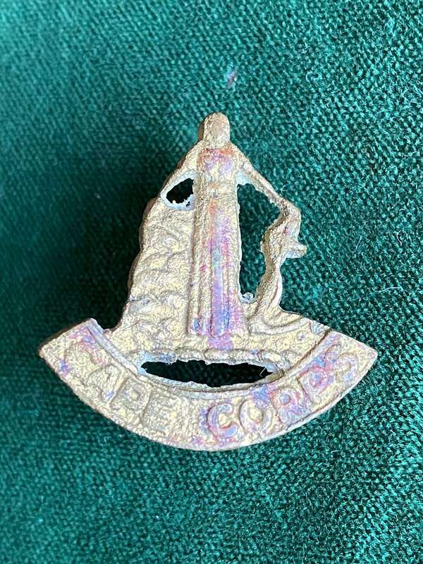 CAPE CORPS BRASS CAP BADGE-WORN 1940-45- 2 LUGS