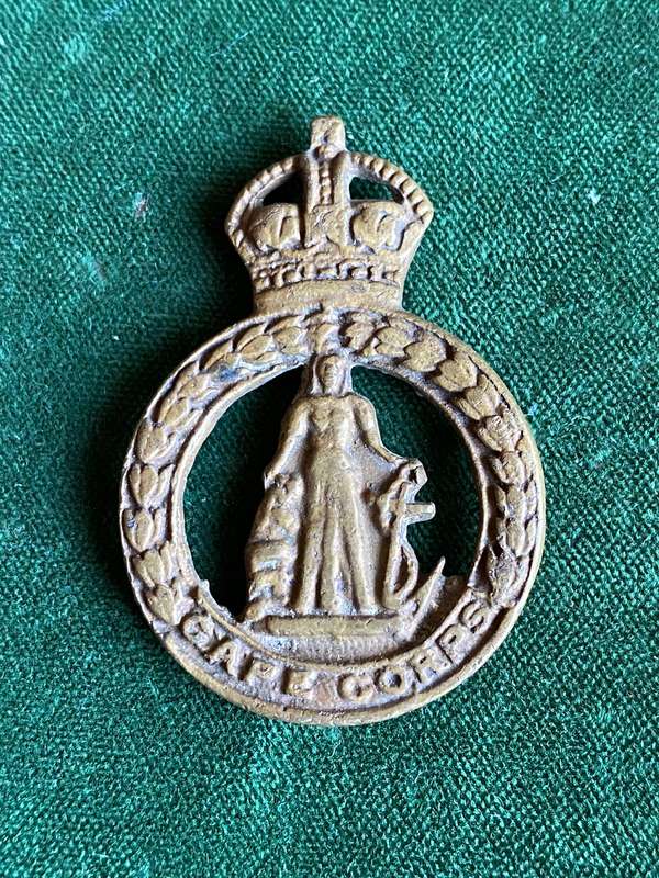CAPE CORPS,BRASS CAP BADGE-WORN 1940-45- NO LUGS