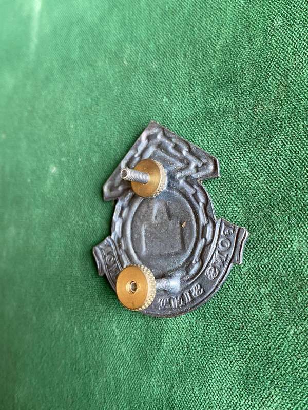 WITWATERSRAND COMMAND MAINTENANCE UNIT,CAP BADGE-APPROVED IN 1986-2X SCREW LUGS