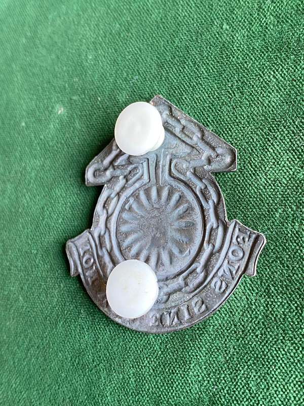 NORTHERN TRANSVAAL COMMAND MAINTENANCE UNIT CAP BADGE-APPROVED IN 1986- 2 PINS