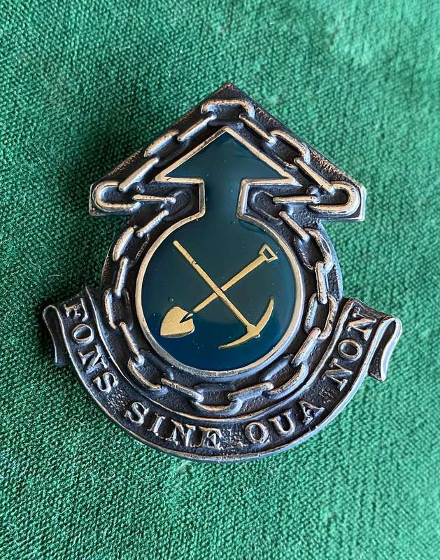 NORTH WEST COMMAND MAINTENANCE UNIT,CAP BADGE-APPROVED IN 1986-2X SCREW LUGS