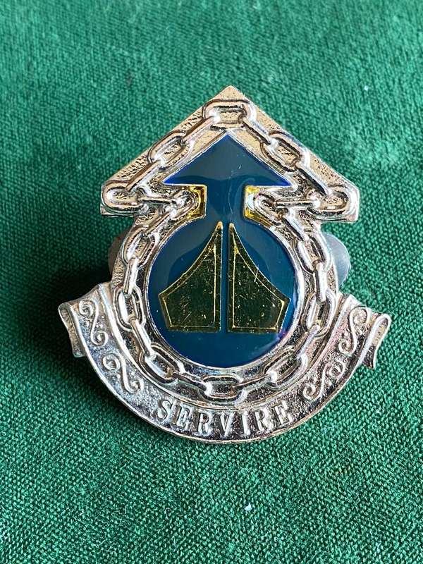 5 BASE ORDNANCE DEPOT,CAP BADGE-APPROVED IN 1992-SILVER CENTRE VARIATION-2ND TYPE-2X SCREW LUGS