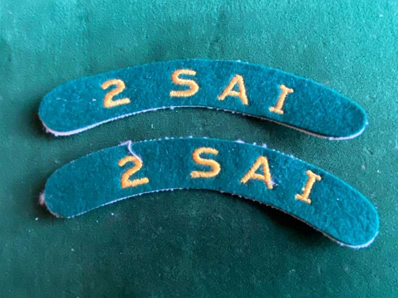 2 SA INFANTRY CLOTH SHOULDER TITLE 1970'S-SELLING AS A PAIR