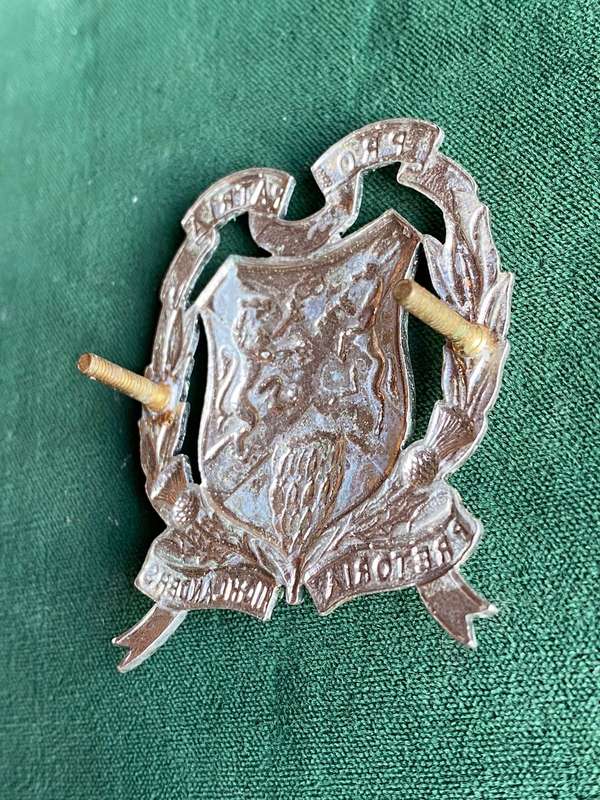 PRETORIA HIGHLANDERS WHITE METAL TAMO SHANTER BADGE- WORN POST 1948- 2 LUGS