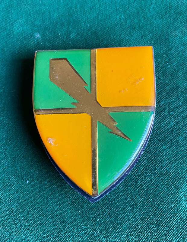 GROUP 28 HQ GOLD TYPE FLASH- 3 PINS