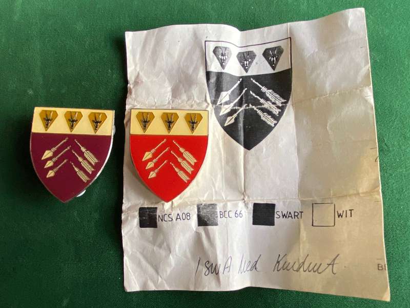 1 SWA MEDICAL COMMAND POCKET FLASH- 2 SOLD TOGETHER-PLEASE HAVE A LOOK AT THE CLEAR COLOUR VARIATIO