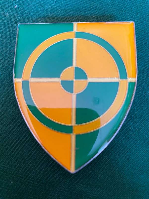 GROUP 18 HQ FLASH- 3 PINS