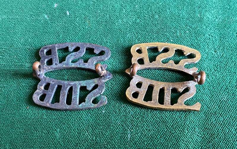 SPECIAL SERVICE BATTALION TITLE PAIR-WORN 1934-1951-LUGS INTACT