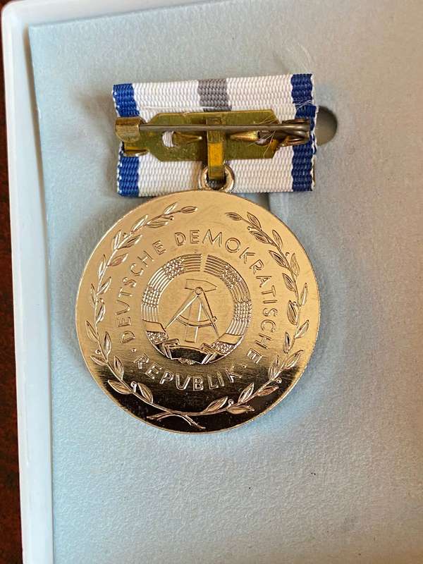 EAST GERMAN DDR-MEDAL FOR FAITHFUL SERVICE IN THE HEALTH AND SOICIAL SERVICES -INSTITUTED 1973