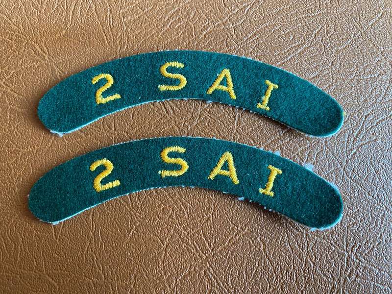 2 SA INFANTRY SHOULDER TITLE-WORN 1960'S-1970'S