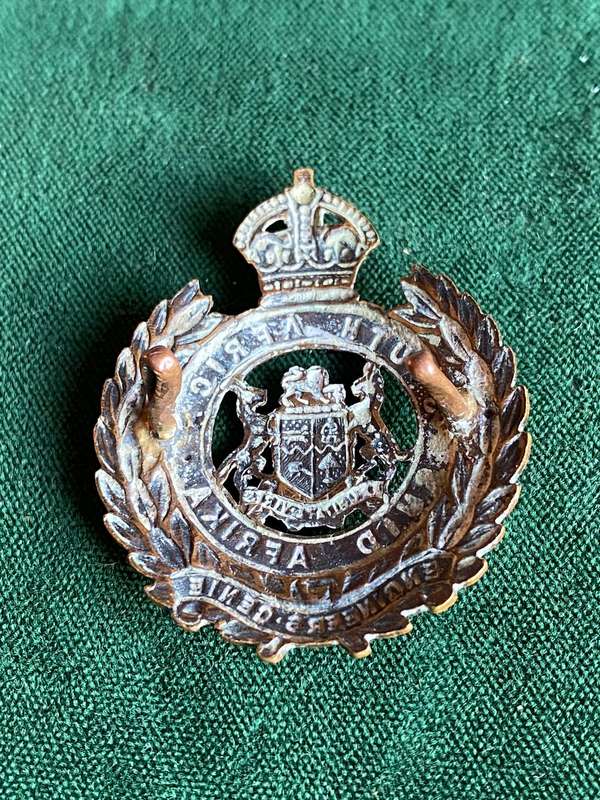 SA ENGINEERS CORPS CAP BADGE-WORN 1938-1958- 2 LUGS