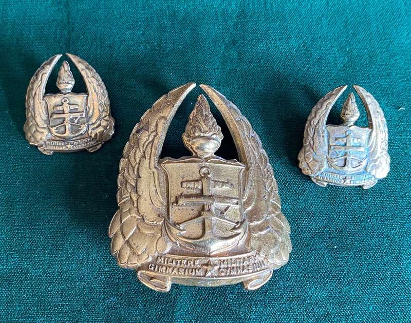 MILITARY GYMNASIUM CAP AND 2 COLLARS-WORN 1950-1967-ONE LUG ON CAP MISSING