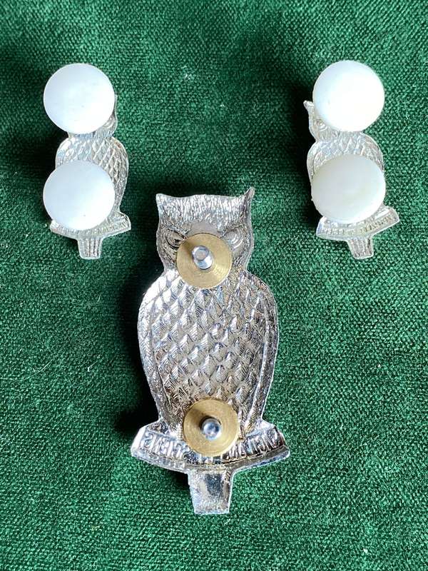MILITARY INTELLIGENCE CAP AND COLLARS-WORN 1960'S-1985- LUGS + PINS INTACT