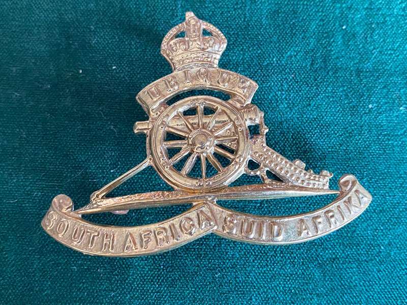 SA ARTILLERY CAP BADGE-WORN 1926-1959- 3 LUGS