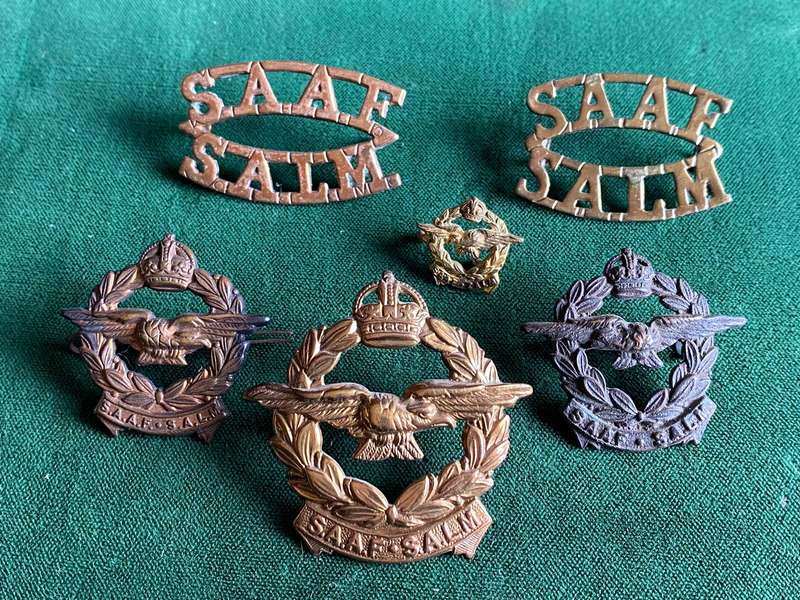 SAAF CAP,COLLARS,ONE MESS DRESS COLLAR (LUGS BEND) AND TITLE PAIR-WORN 1926-1959