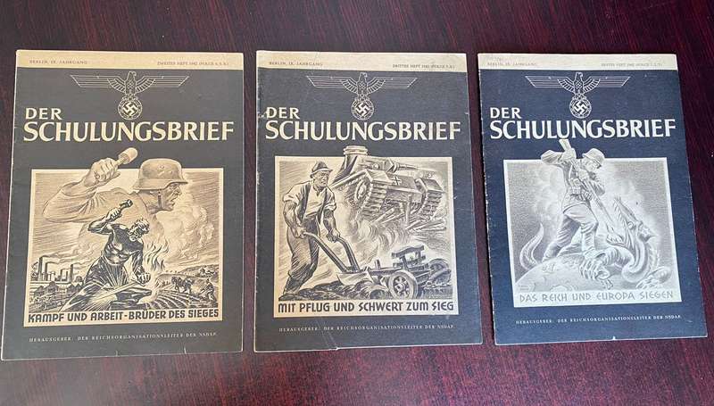 ORIGINAL GERMAN WW2 DER SCHULUNGSBRIEF PROPAGANDA MAGAZINE-3 SOLD TOGETHER-GOOD AND COMPLETE CONDITI