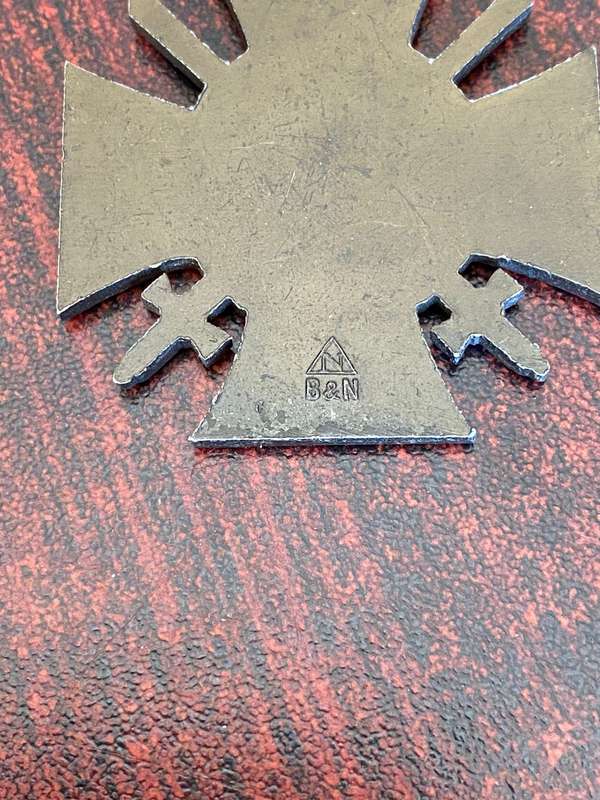 GERMAN WW1 CROSS OF HONOUR 1914-18 FOR COMBATANTS-MAKERS STAMPED