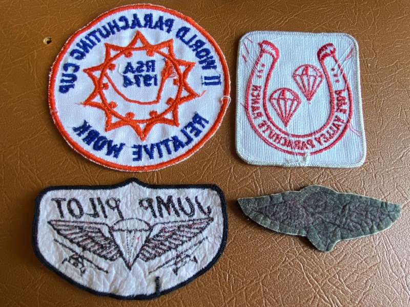 3 PARACHUTE PATCHES AND ONE WING-SOLD TOGETHER