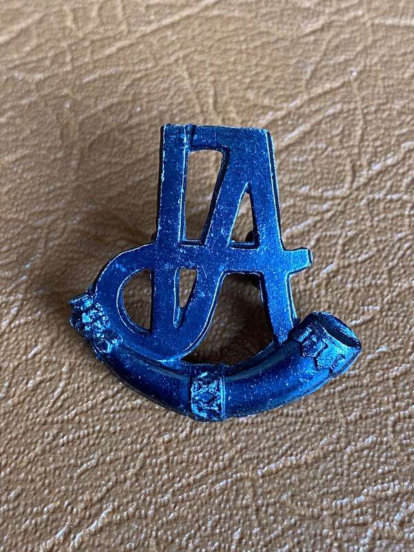 RHODESIAN INTAF. HAT BADGE 1972-80- 2 LUGS