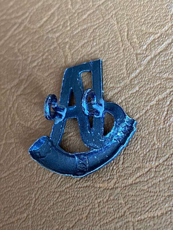 RHODESIAN INTAF. HAT BADGE 1972-80- 2 LUGS